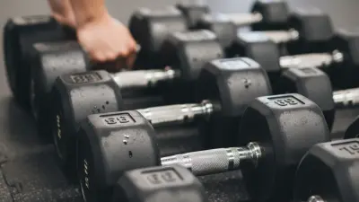 How to Choose Rubber Coated Dumbbells for Strength Training?